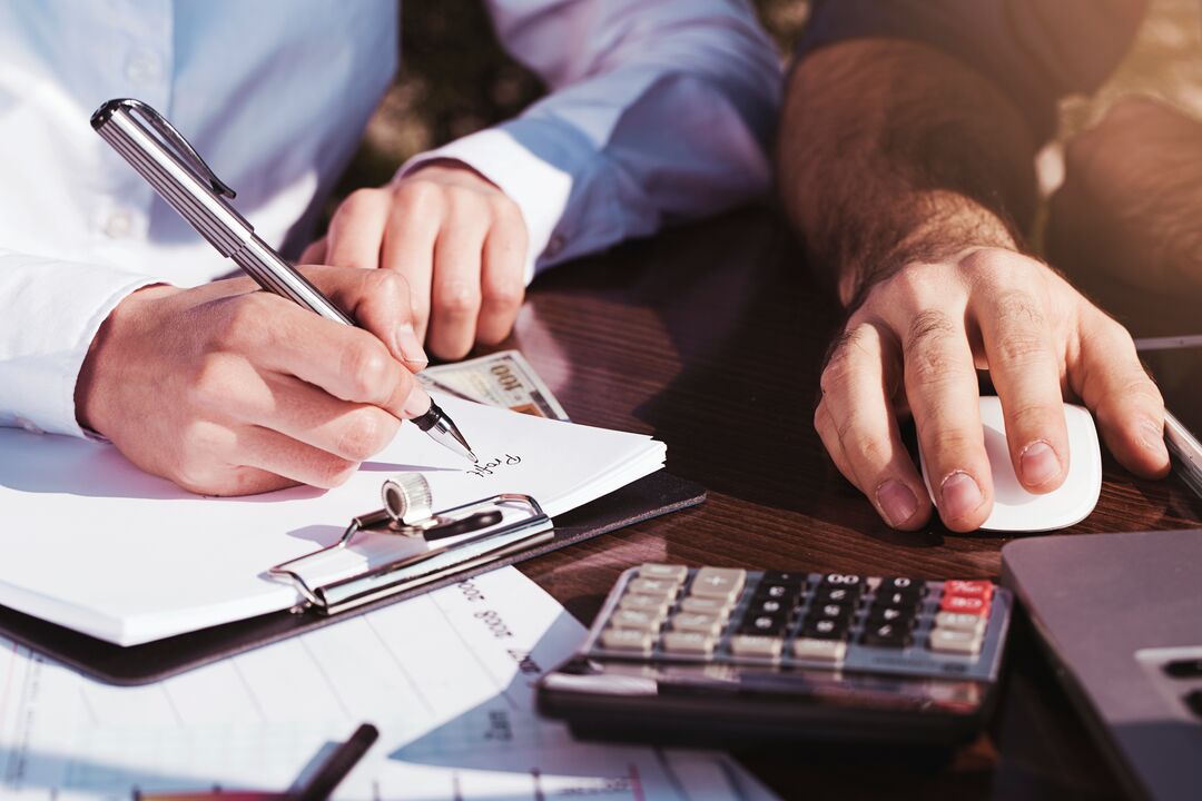 Lire la suite à propos de l’article Passer par un courtier pour votre prêt immobilier : est-ce utile pour vous ?